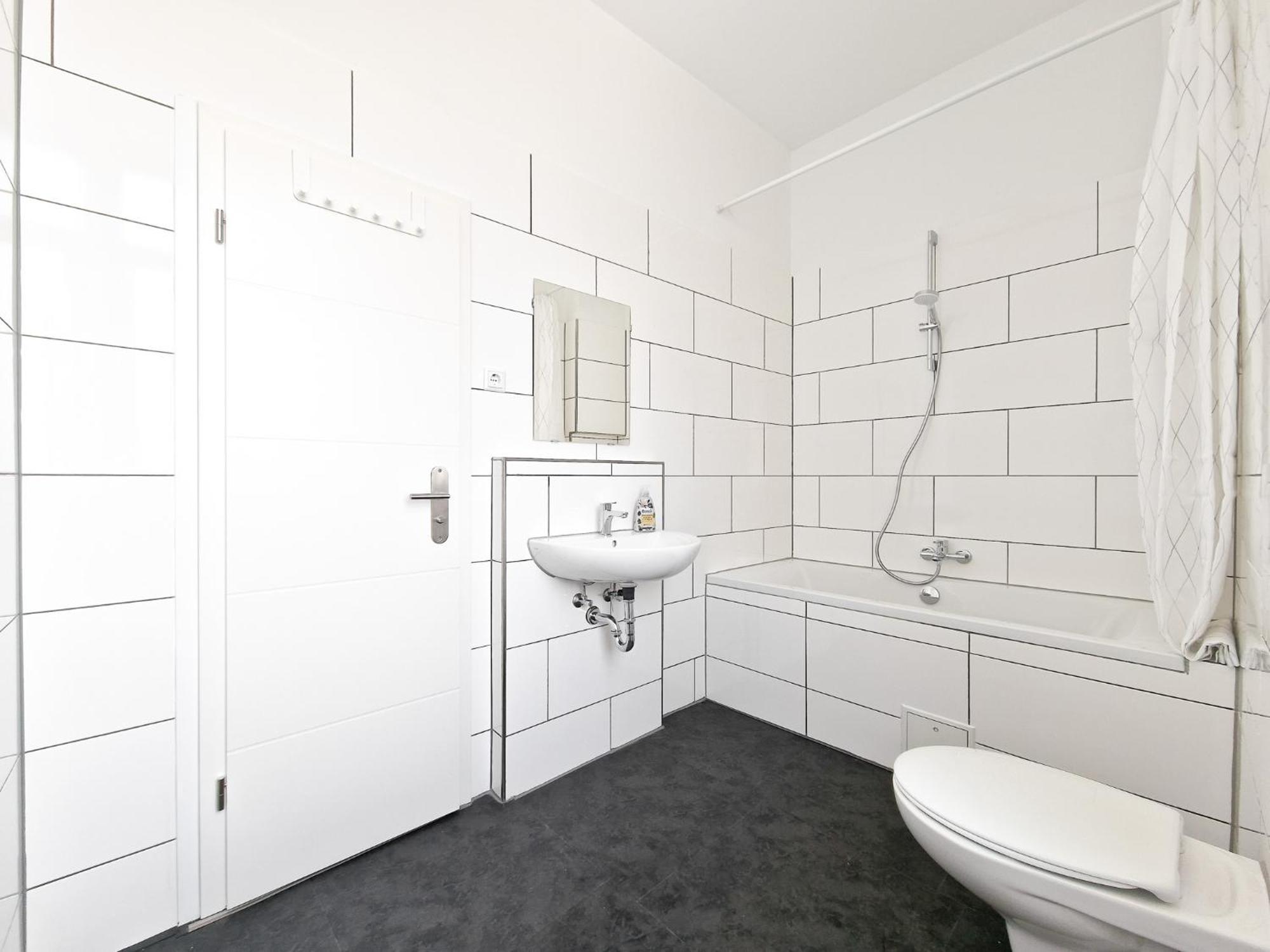 Raj Living - 3 And 4 Room Monteur Apartments Duisburg Eksteriør billede